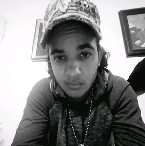 Meet your Posher, Luis